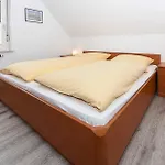 Haus Flinthoern Apartmán *