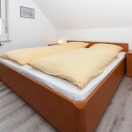 Haus Flinthörn Apartment *